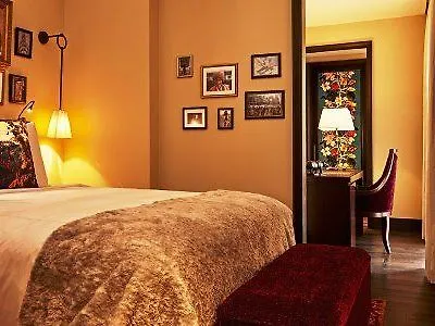 The Vagabond Club, A Tribute Portfolio Hotel Singapore